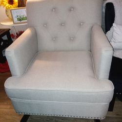 Beautiful Off White Rocking Chair $150.00