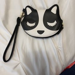 Luv Betsey by Betsey Johnson  "BULLDOG Frenchie" Coin Purse/Wristlet Black White