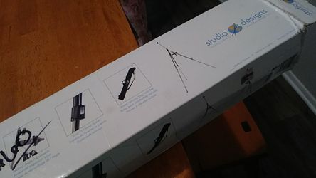 Student field easel with bag