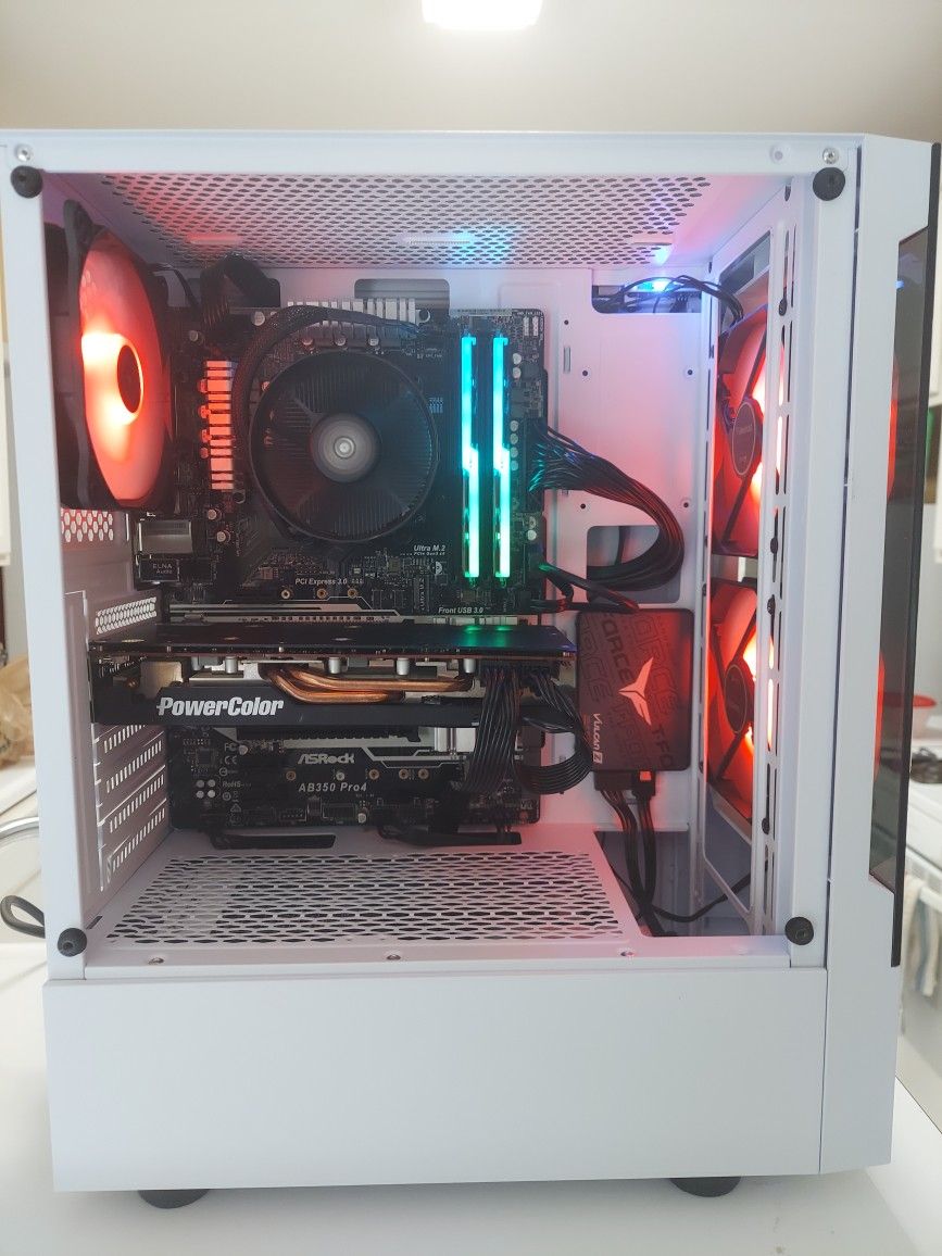Budget Gaming Computer!  *RGB*  Ryzen 7 2700x  16 Gb DDR4 Radeon RX 5700 XT