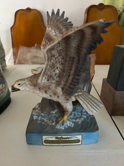 Vintage Ski Country Kentucky Bourbon Eagle Decanter – Empty Collectible