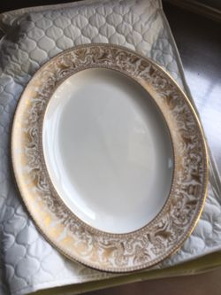 Wedgewood Gold Florentine (full Set)