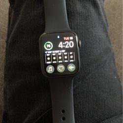 Apple Watch Series 6 44mm LTE + GPS for Sale in Tulare, CA