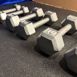Cast Iron Hex Dumbbells 4 Begginers. 5s, 8s, 10s, 12s pounders. Brute 70#