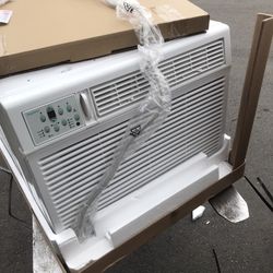 18,000 Btus Window Air Condition Only $350