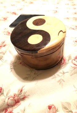 Yin Yang jewelry puzzle box