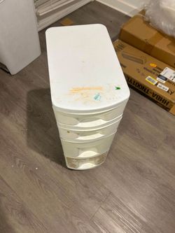 Narrow plastic shelf