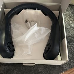 Portable neck fan