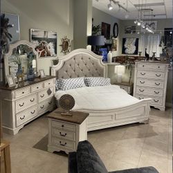 4PC King Bedroom Set