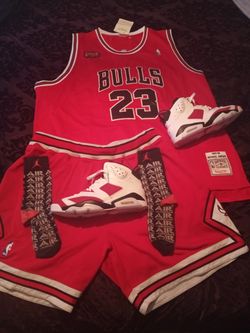 Authentic Mitchell &Ness 97-98 #23 Michael Jordan Jersey And Shorts