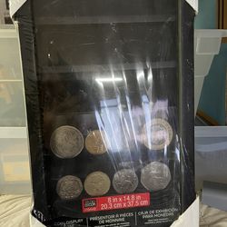 Studio Decor - NewCoin Display Case