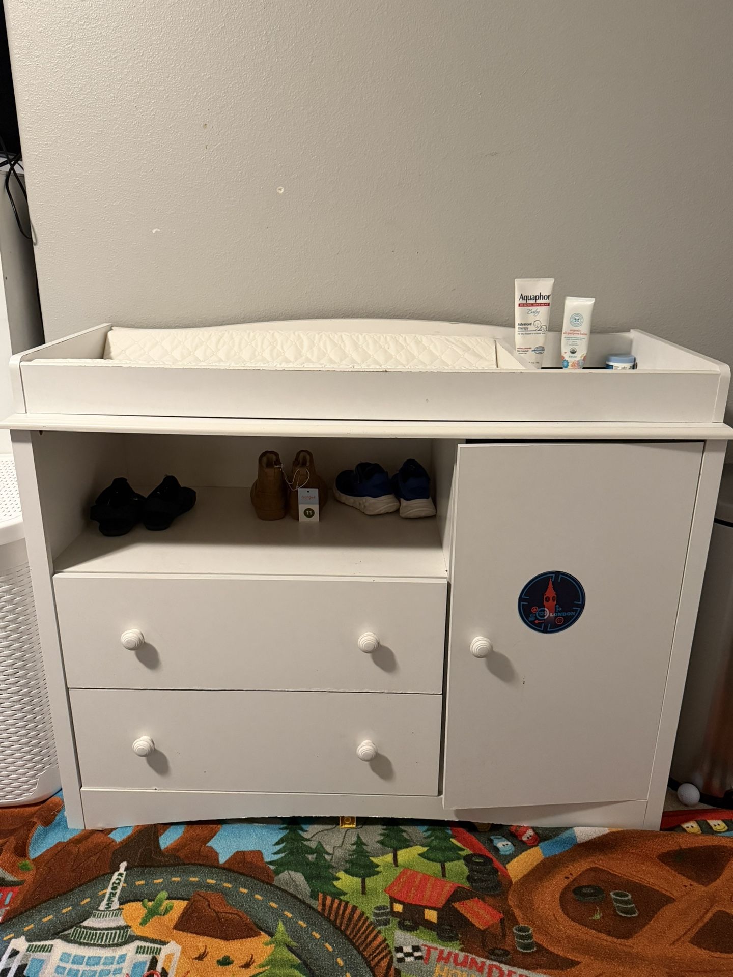 Changing Table + Changing Table Pad