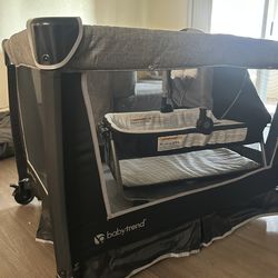 Play pen baby