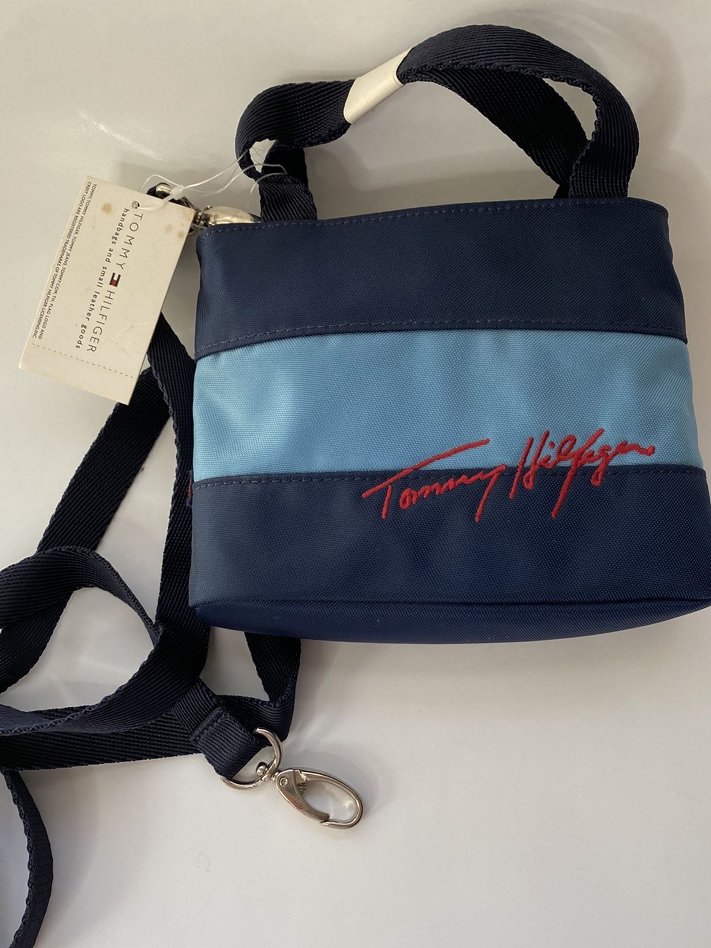 Rare Tommy Hilfiger Crossbody Bag New With Tags 7x6x2in Measurements