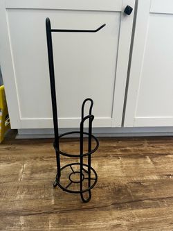 Toilet paper holder