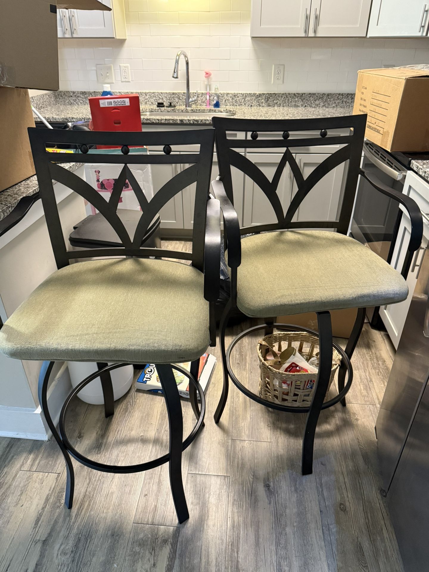 Bar Stools 