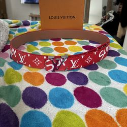Men Louis Vuitton x Supreme collaboration belt