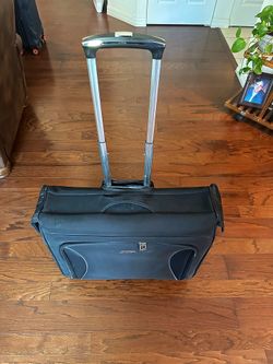 Rolling Garment Bag
