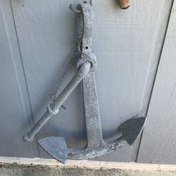 Anique  Metal Anchor