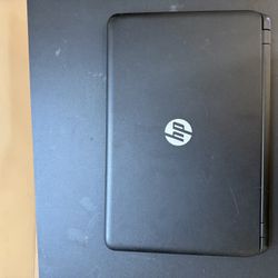 HP Laptop – 15.6” – AMD A8 – Works Great – Cheap & Reliable