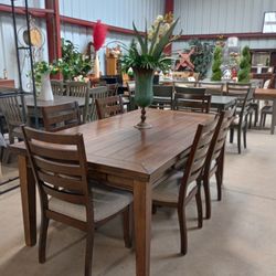 Dining Room Table Set / Comedor