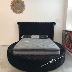 Brand New | Black Luxus Velvet Queen Bed | Great Financing Options| Showroom Discount Available @ Fastest Delivery 🚚
