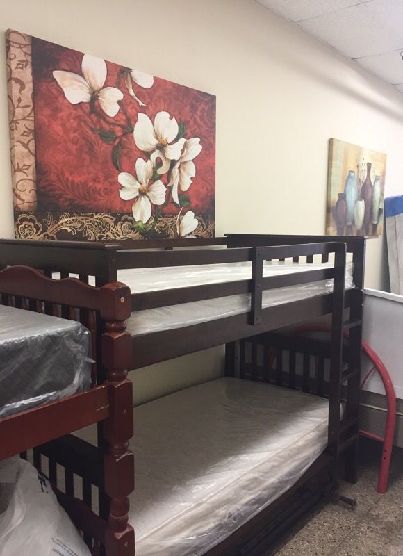 Bunk bed $348