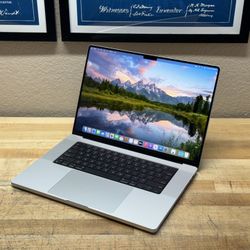 2021 16” MacBook Pro - M1 Pro - 32GB - 1TB SSD - AppleCare+