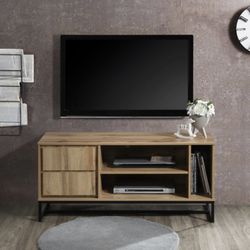 OAK Faux Wood TV Stand - 47" L