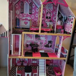 KidCraft Dollhouse