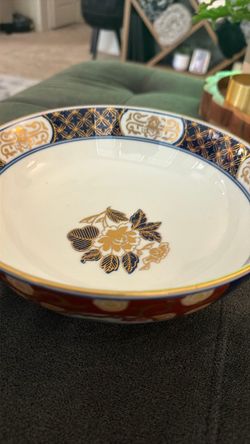 Vintage Toyo Japan Gold Imari Hand-Painted Bowl – 8.5”