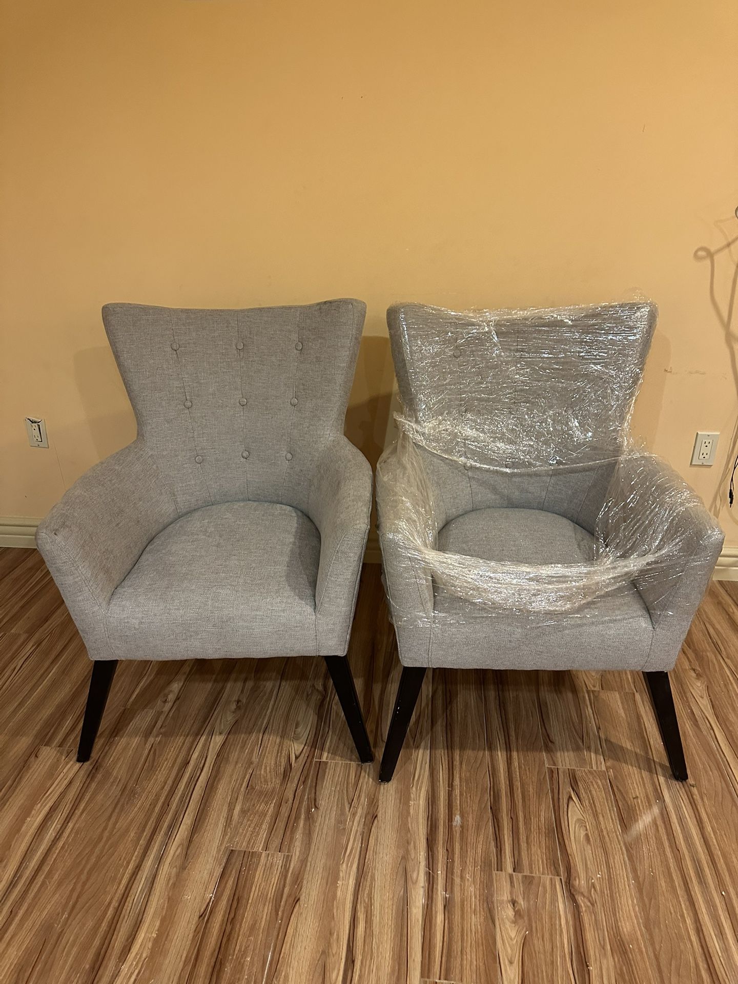 2 Sofa Chairs And Table