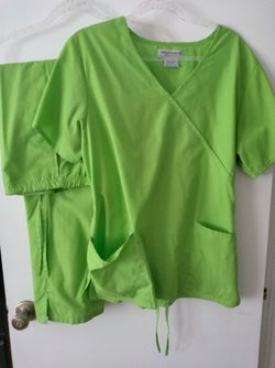 Natural Uniforms Scrub Set-Womens