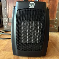 Ceramic heater