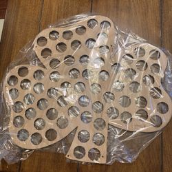 Shamrock bottle cap holder
