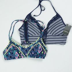 PICK UP $9 | Women's swim top / bikini top size small