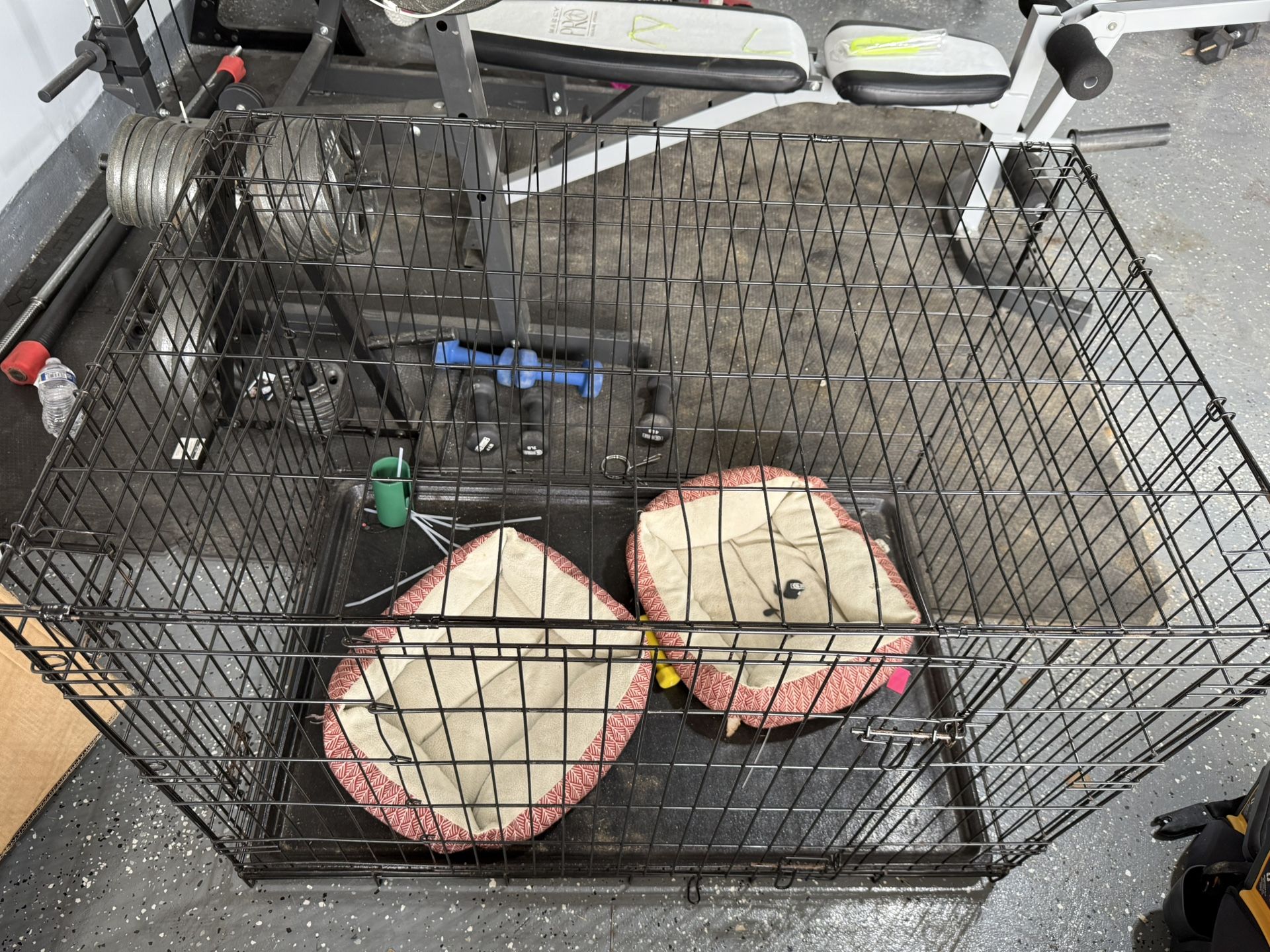 XL Dog Kennel