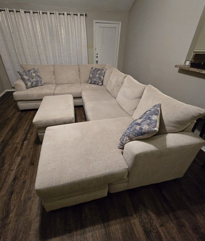 Sectional Cream Color