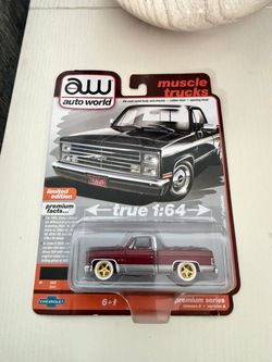 Auto World 1985 Chevy Silverado Fleetside CHASE Brand New