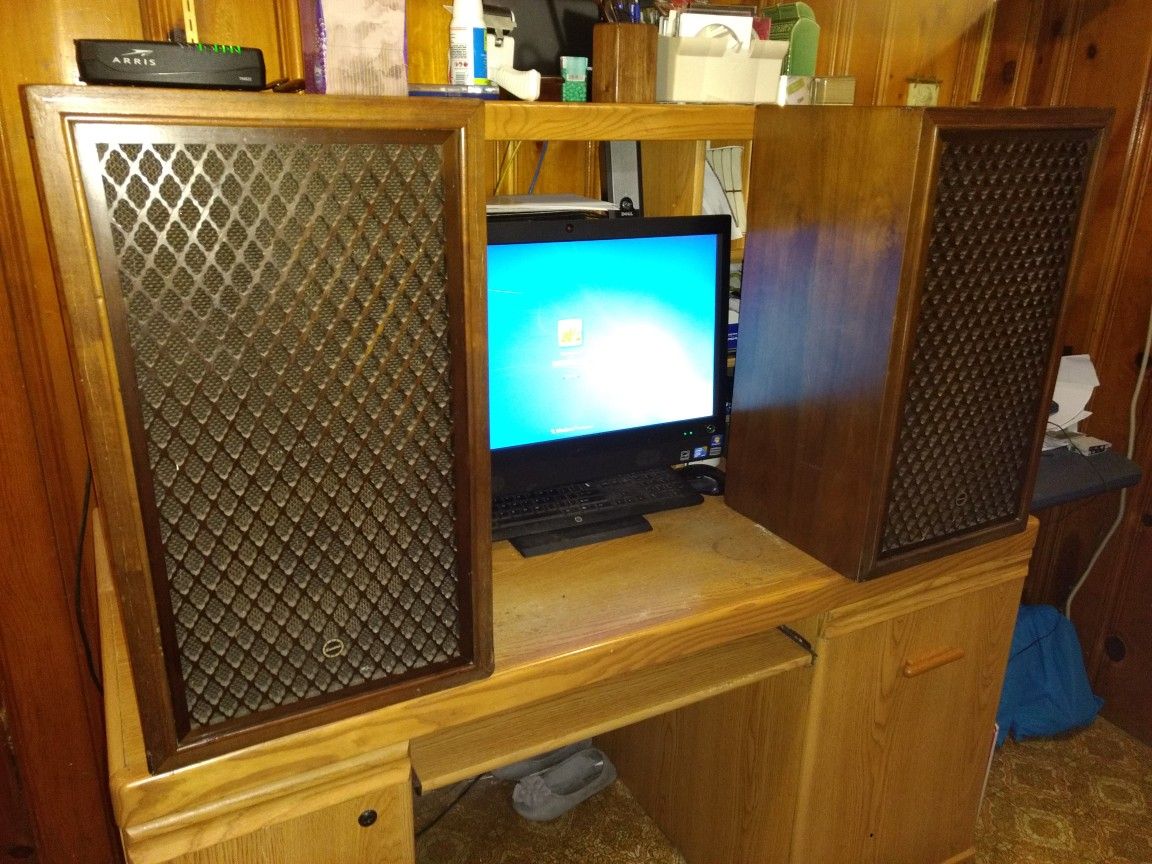 VINTAGE SANSUI SP-100 SPEAKERS