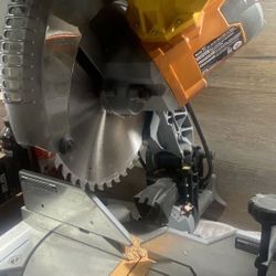 Ridgid Miter Saw Model R4123 Like New