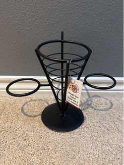 Wrought Iron Basket Server w/ Ramekin Holders – New