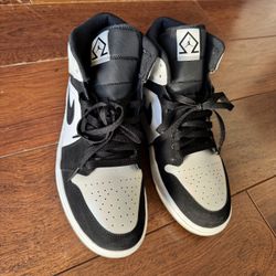$110 Air Jordan 1 Mid “Diamond” 9.5 Men’s