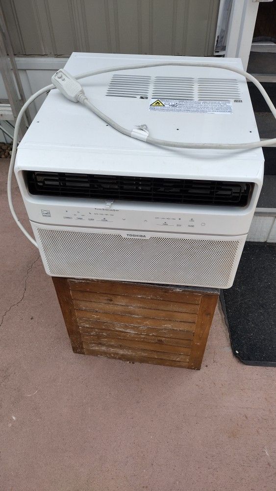 Window Type Air Conditioner Without Remote Control