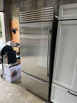 36 Inch Refrigerator 