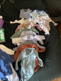 Baby Onesie Lot – Gerber and Mixed Brands