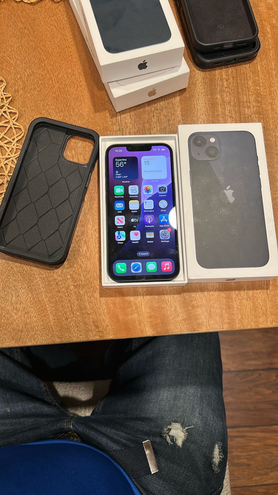 iPhone 13 128gb black, Fully Unlocked with case and screen protector (plz read full Descriptions Before Messaging)