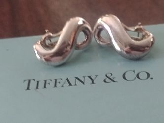 Vintage Tiffany and Co Solid Sterling Silver Infinity Earrings