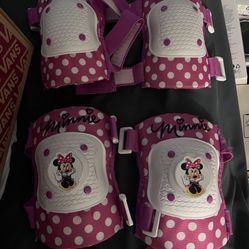Minnie Mouse Elbow & Knee Pads Including Gloves