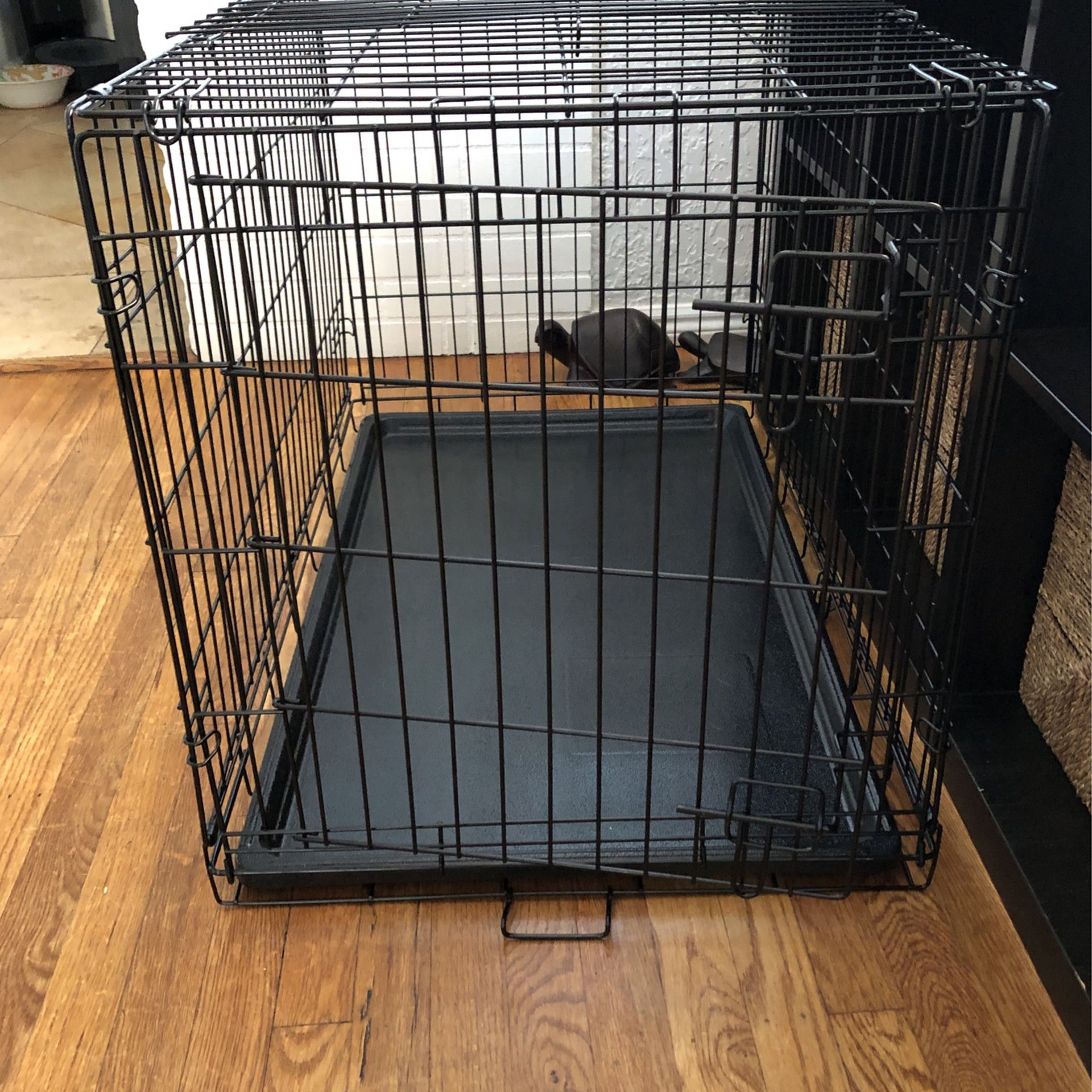 Brand New Dog Crate(large) 